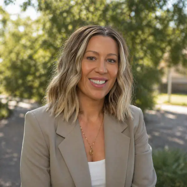 Candice Brimner, Therapist, Registered Social Worker at Lotus Counselling Services in Waterdown, Ontario